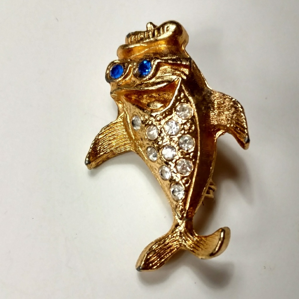 Charlie the Starkist Tuna rhinestone brooch VTG